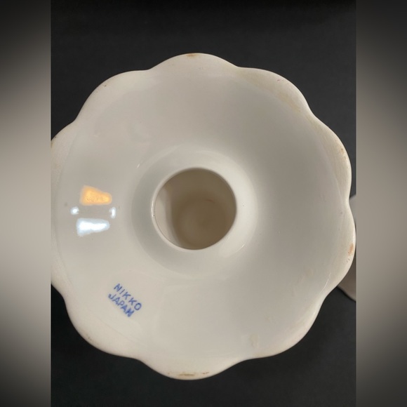 Nikko Happy Holidays Christmas Candle Stick Holders Set of 2 Japan Holly Berries - Picture 9 of 12